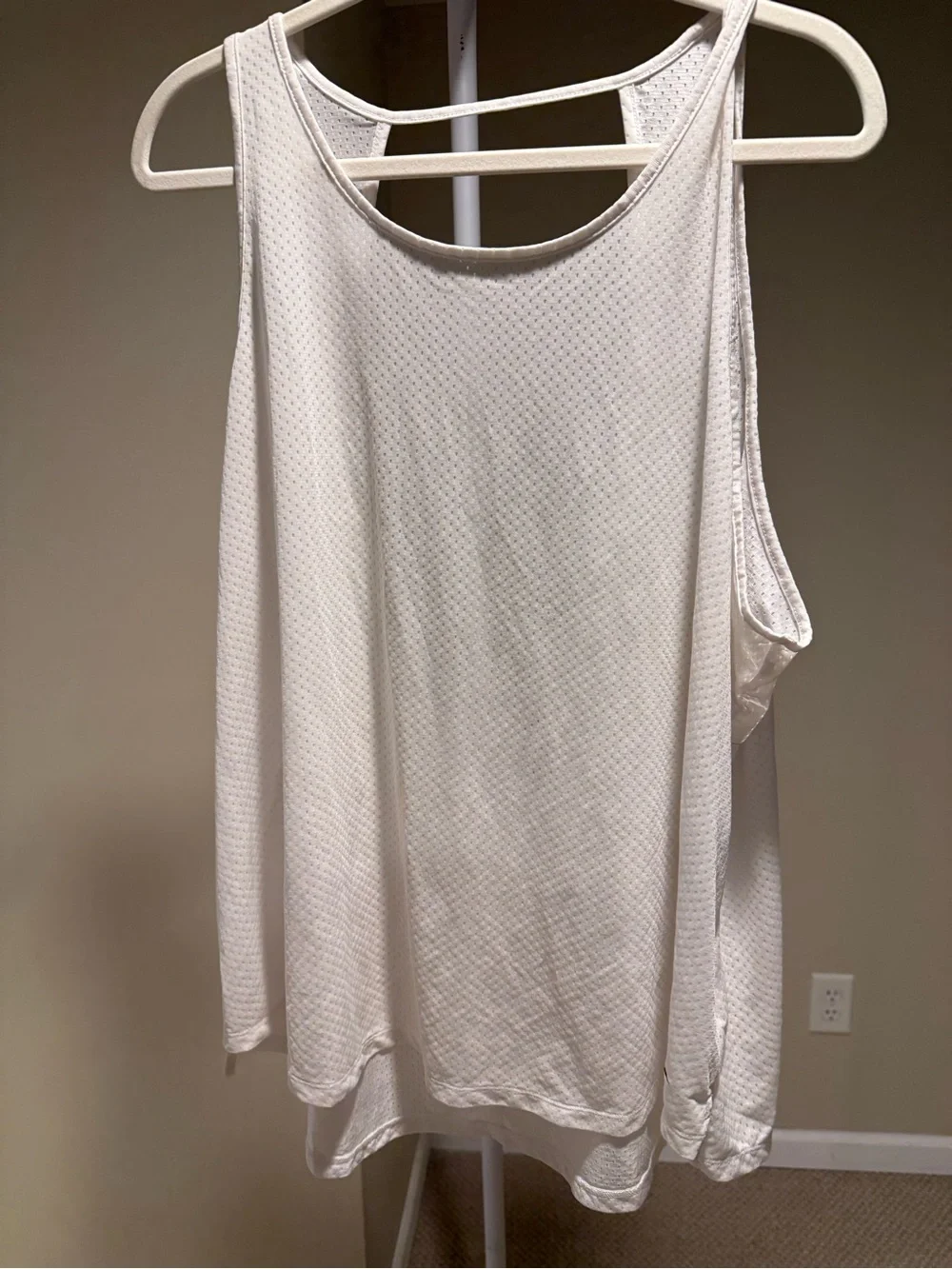 Nike Cream Textured Racerback Tank Top